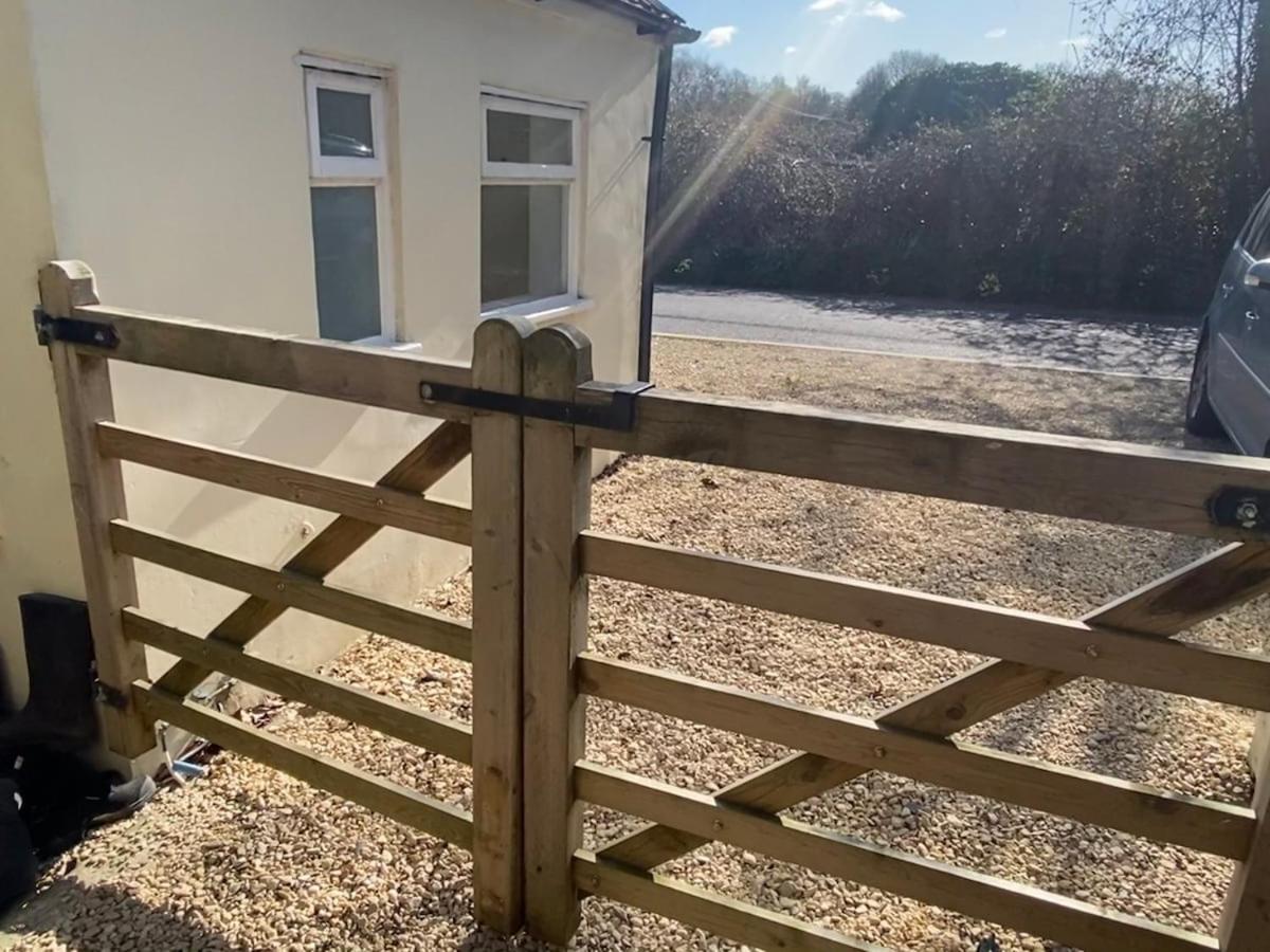The Explorers Rest - Cottage - Frome Buckland Dinham Ngoại thất bức ảnh